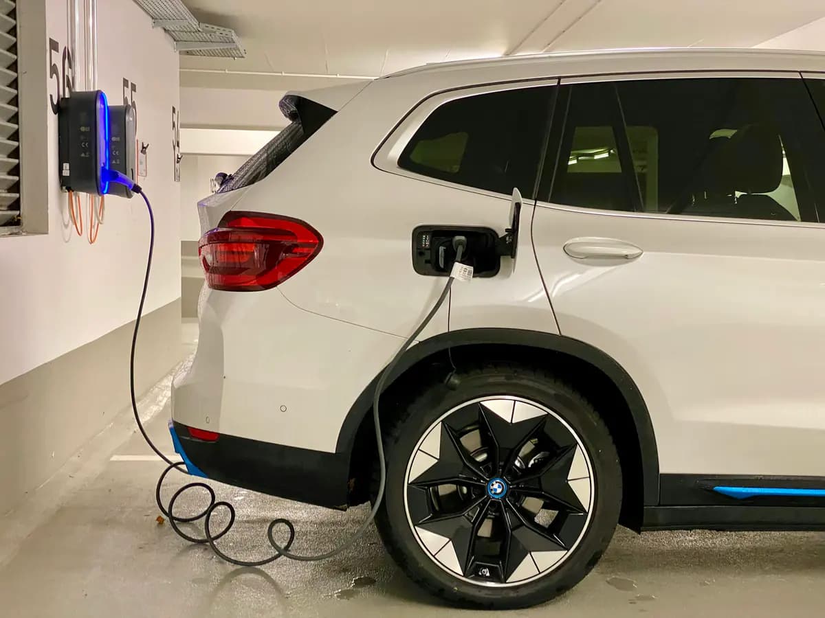 Električni SUV, 80 kWh
